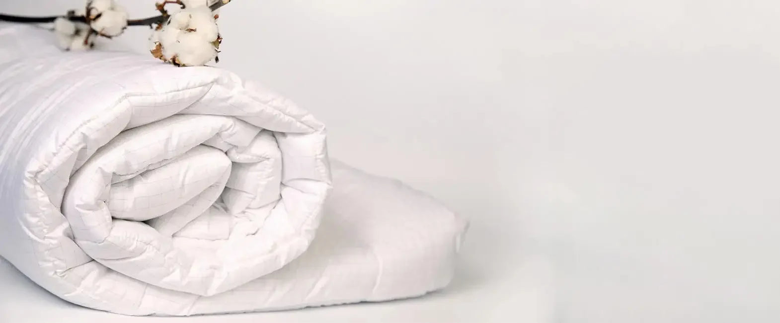 Choosing the Right Duvet: A Guide to Fill Power, Fill Weight, and Shell Material