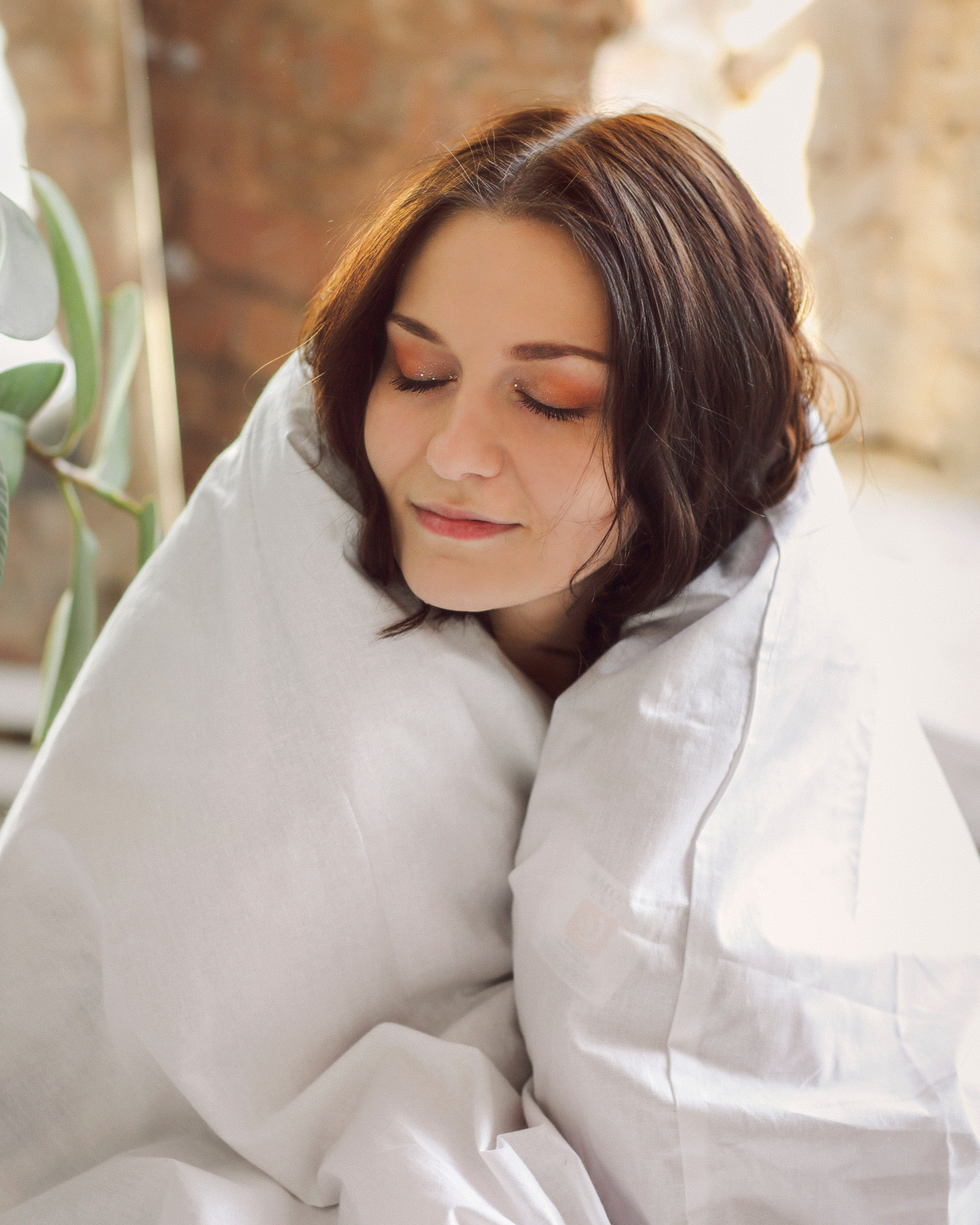 Maholi and Royal Elite Canadian-made duvet crafted for cozy sleep since 1994